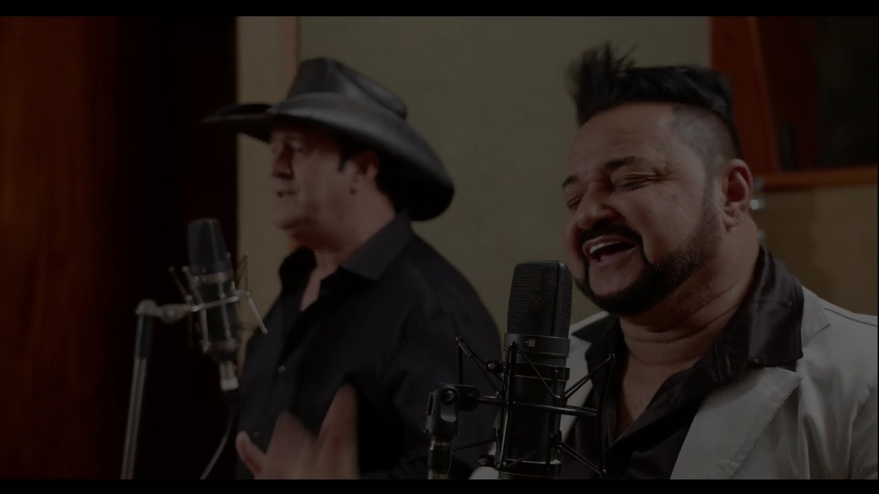 RENAN E RAY - A CURVA