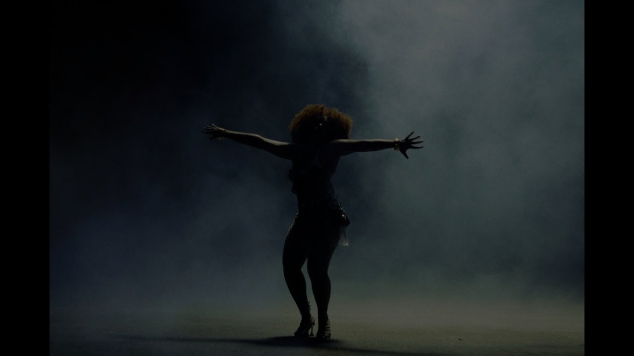 Ryu, The Runner - bumbum feat. Rincon Sapiência, Tasha & Tracie e 6ee