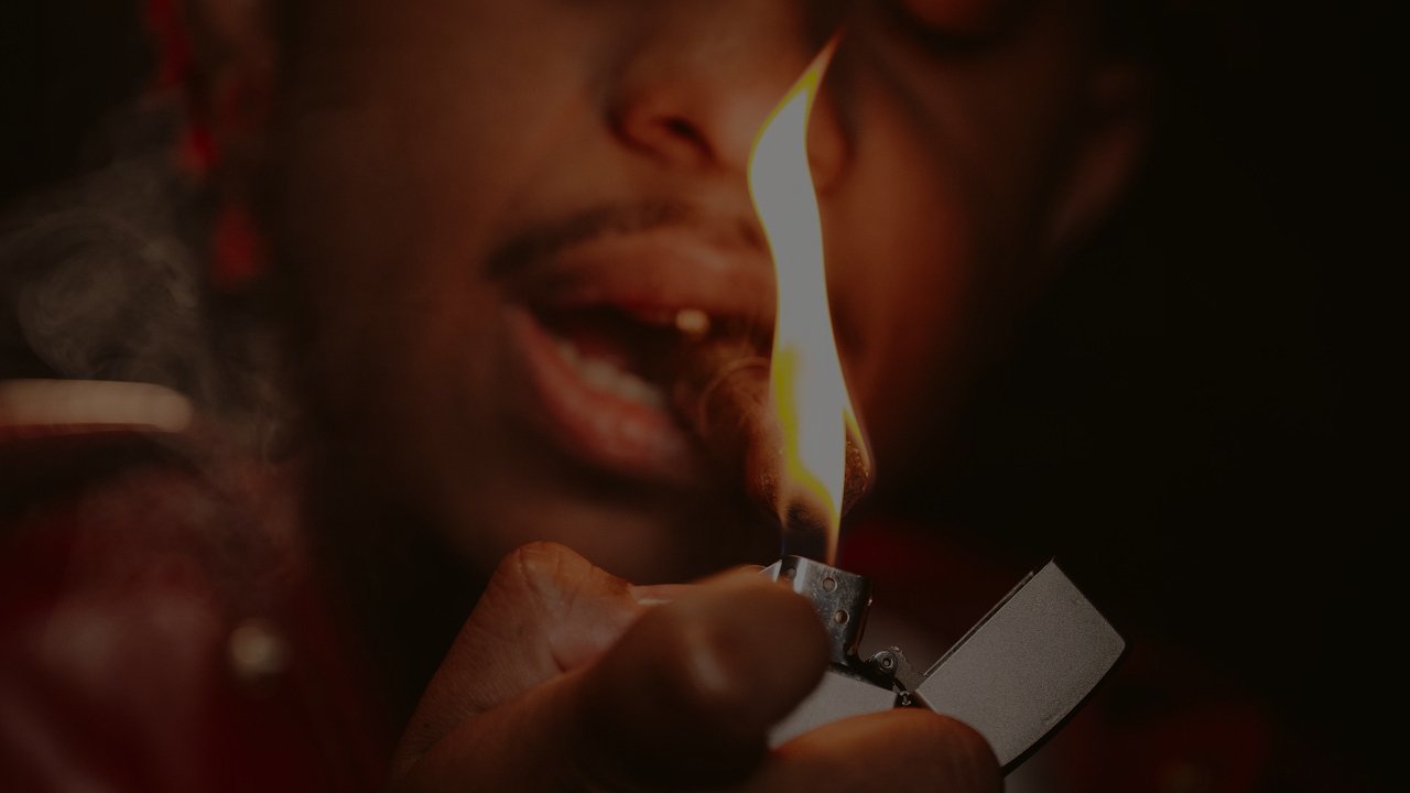 DomLaike - Menor Quente