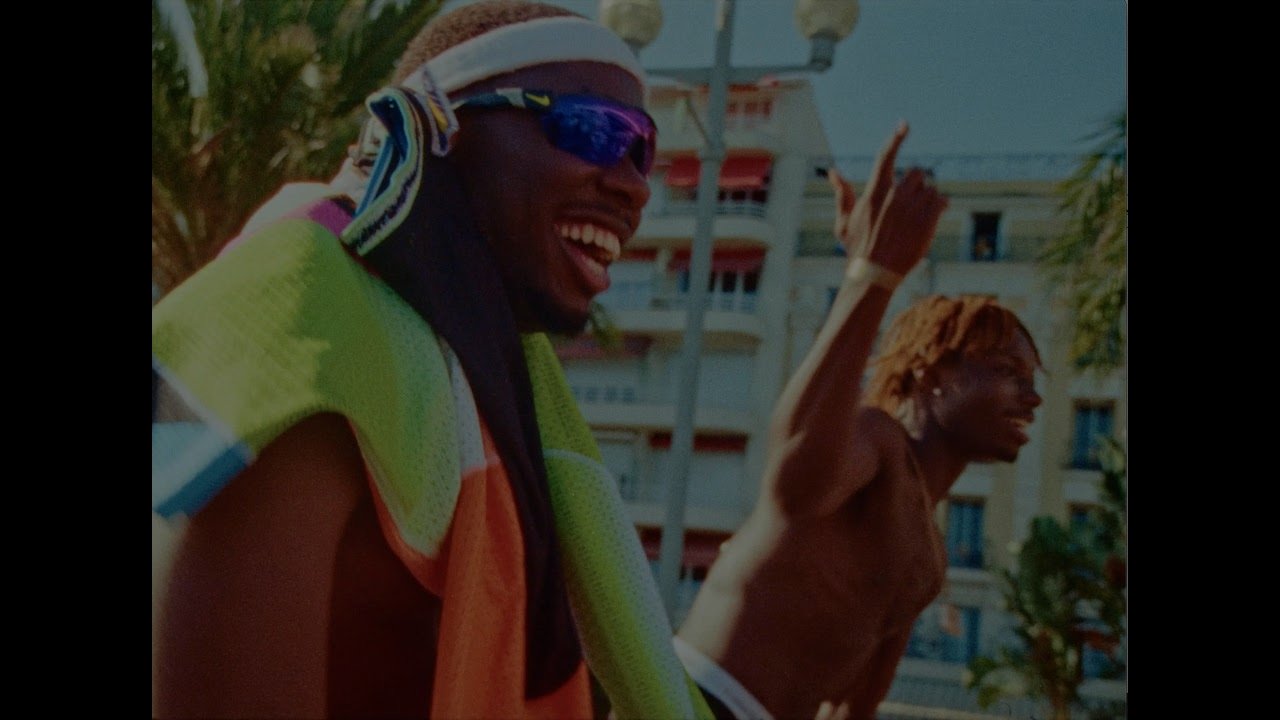 La Mano 1.9 - Crime ensoleillé (feat. Tiakola)