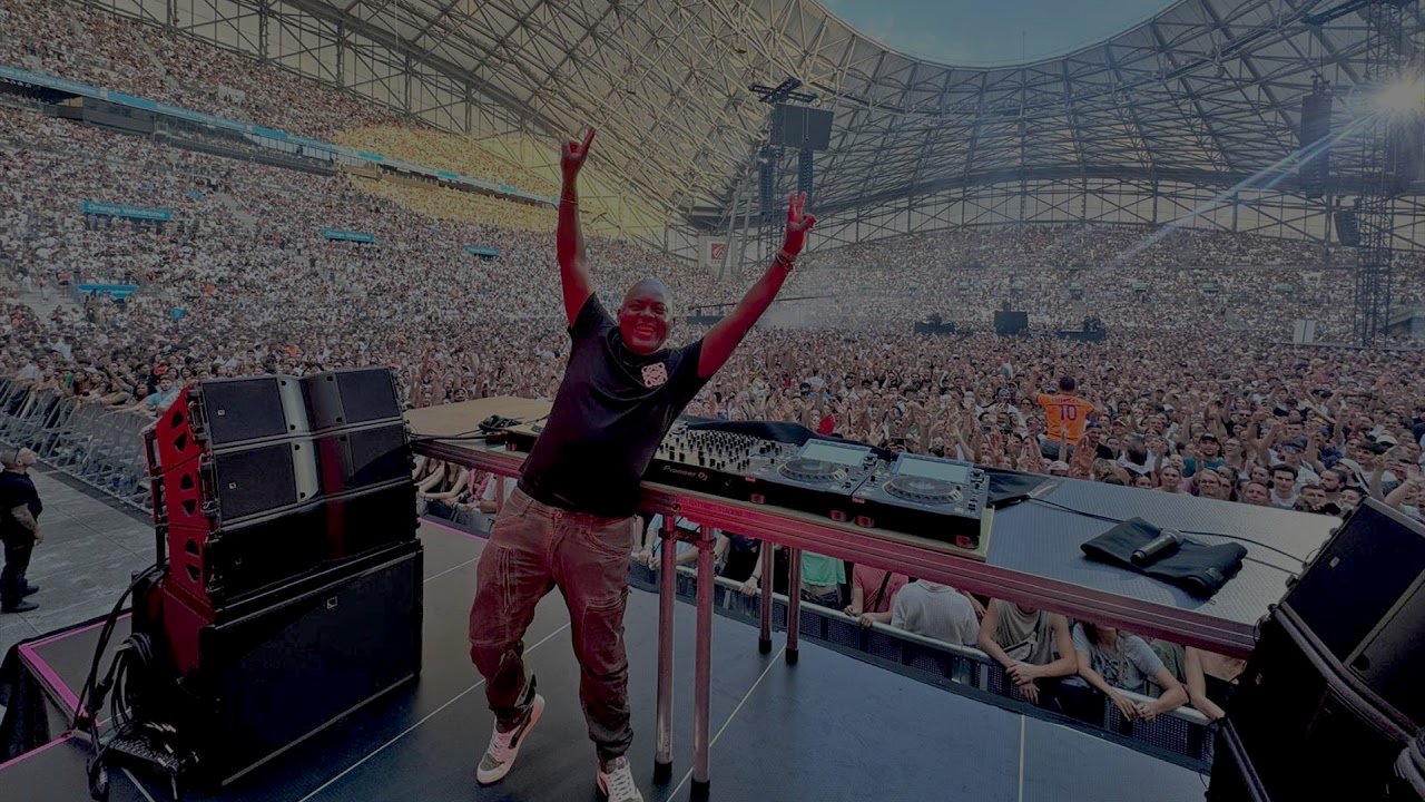 THEMBA - Live from Orange Vélodrome, Marseille, France with David Guetta