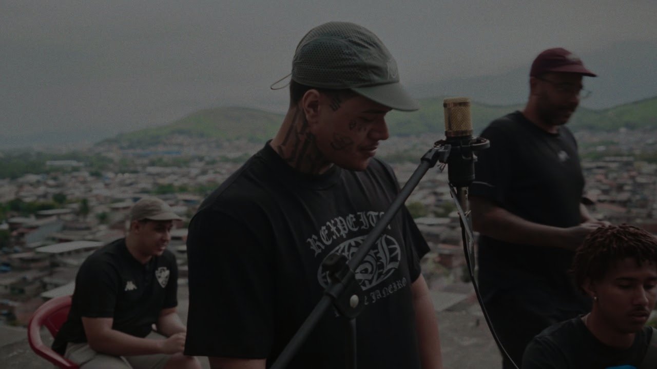 Bruxo - Feliz no Simples