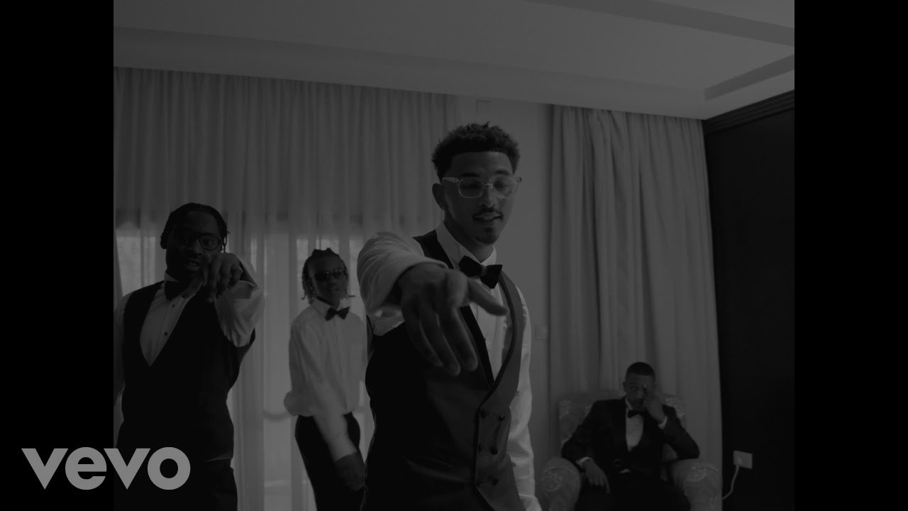 Jay Trigga, Ari - Totally