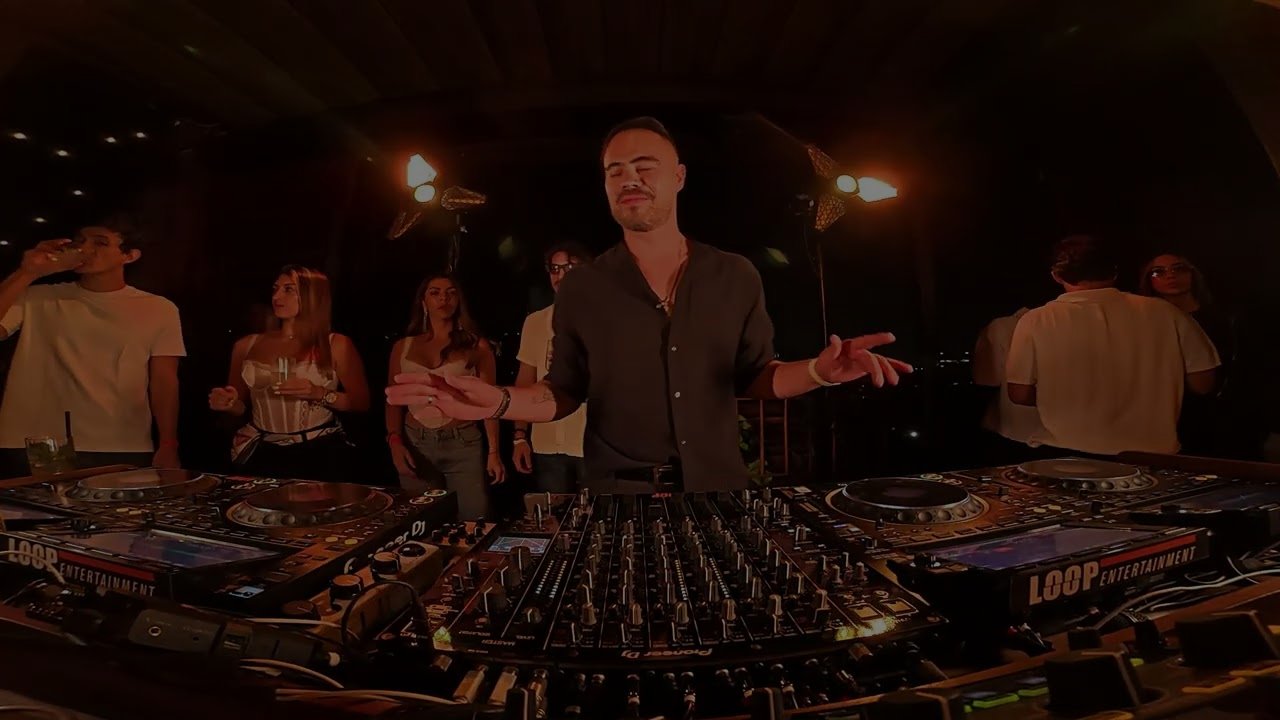 Afro House Mix in Medellin Colombia by Andres V (Rampa, Adam Port, Ape Drums, and Joezi)