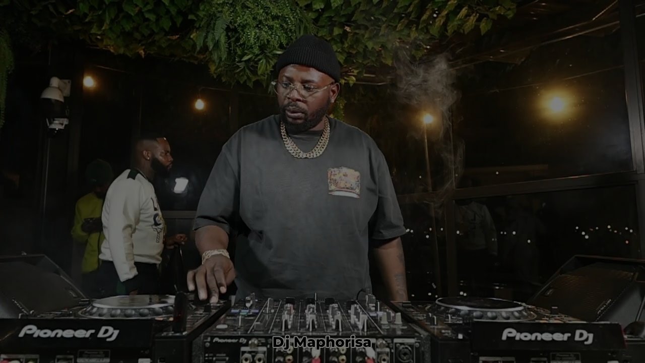 DJ Maphorisa at The Hangawt 1632