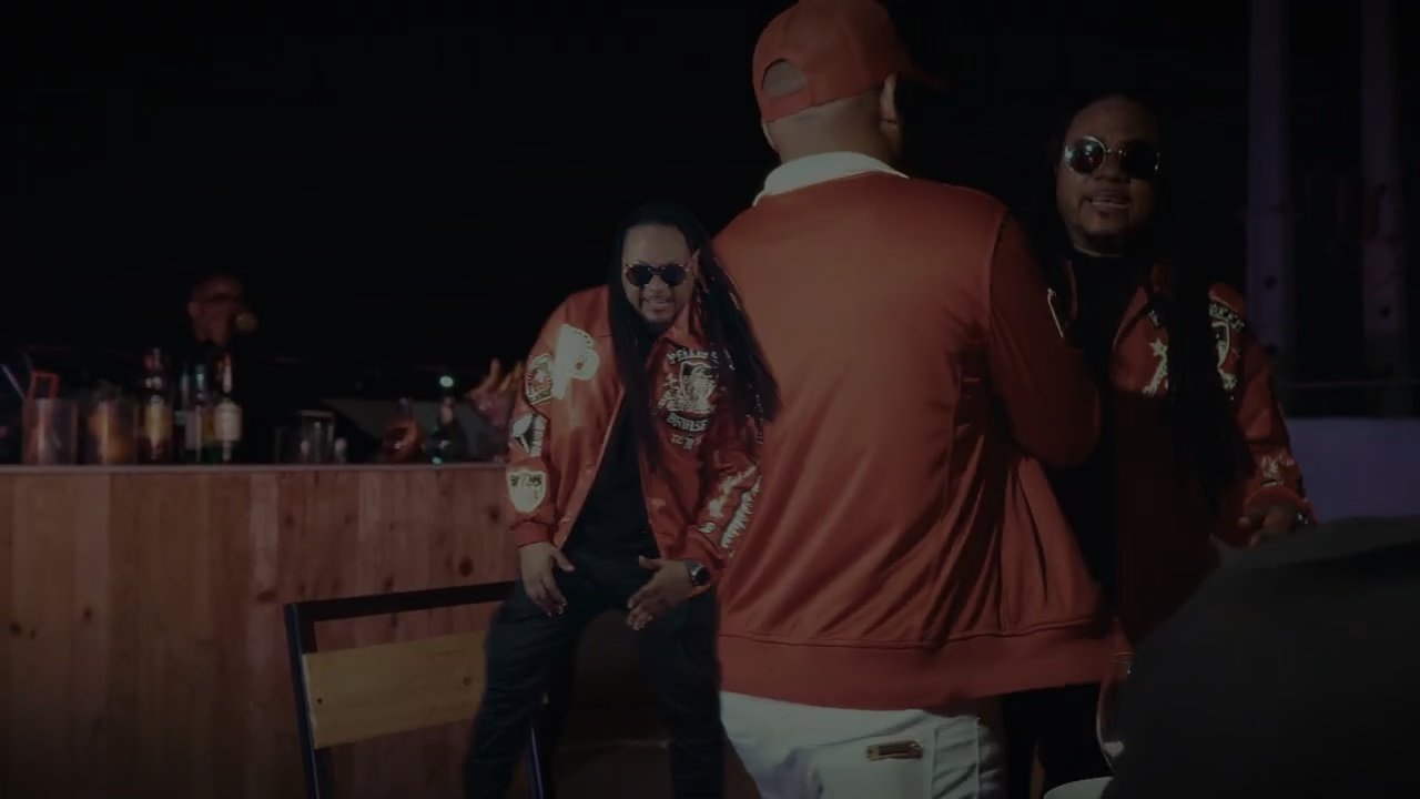 Extremo Signo - Dominó (feat. Ozono, Nigga Jo e Kletuz)