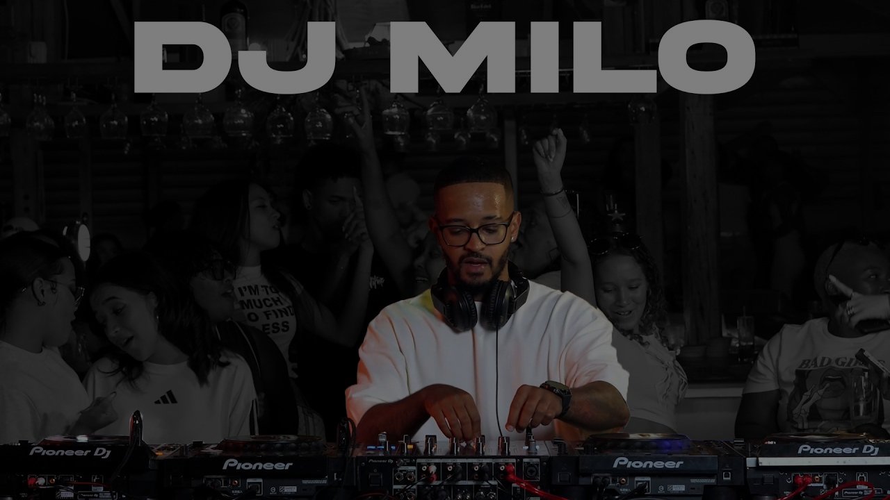 DJ Milo - 2000's RnB Singalongs | In The Booth (Live Set)