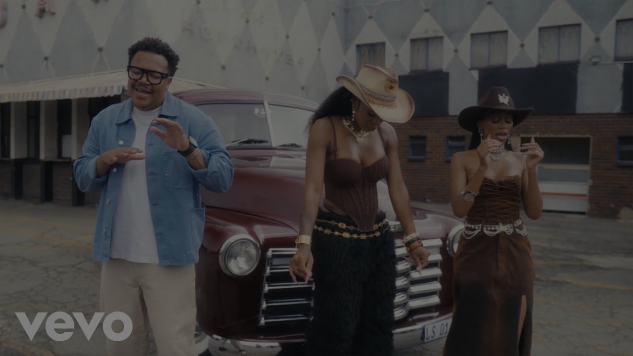 Dj Zinhle, Thabsie, Brenden Praise - Kusazokhanya