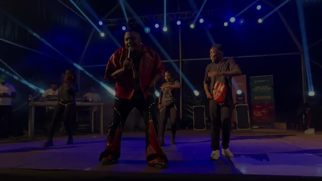 Nelson Tivane - Wa hi Nhakatsa (Perfomance) Boane