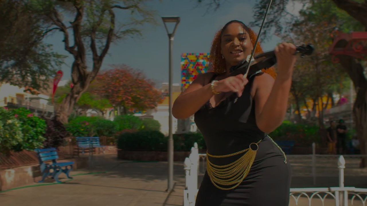 Shauntell Baumgard - Djonsinho Cabral