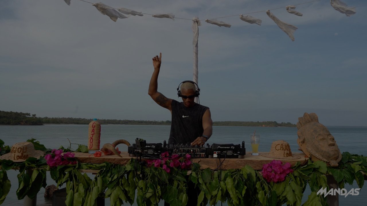 Mandas - Afro House Dj Live Set (Cajou Lodge Bubaque)