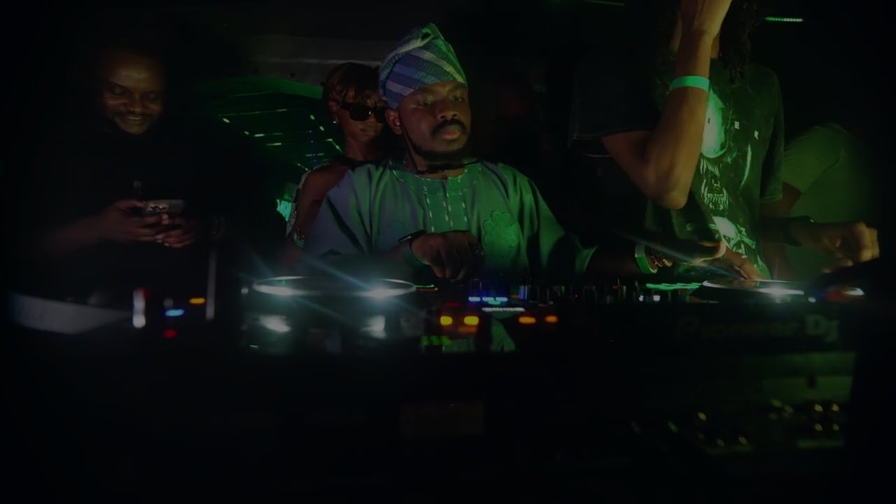 Tobi Peter Live - Nigerian House Music DJ Set | House of Assembly