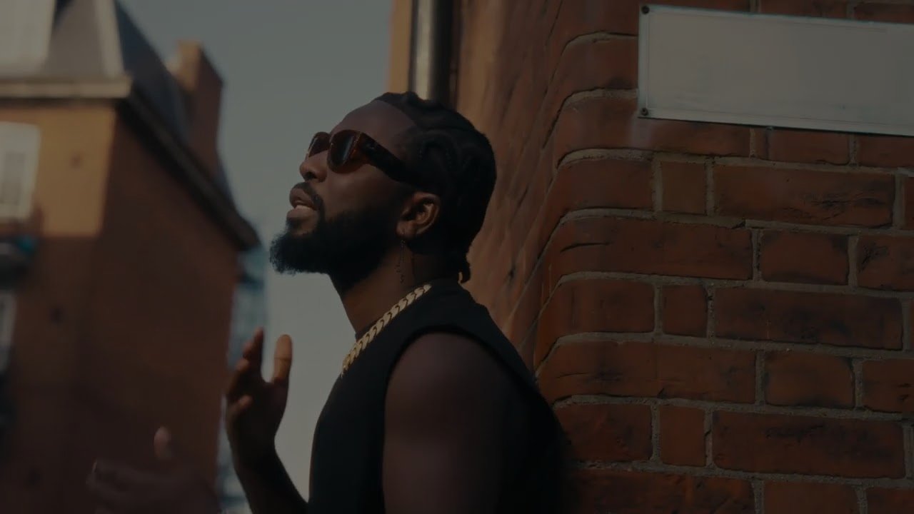 Bisa Kdei - Obra