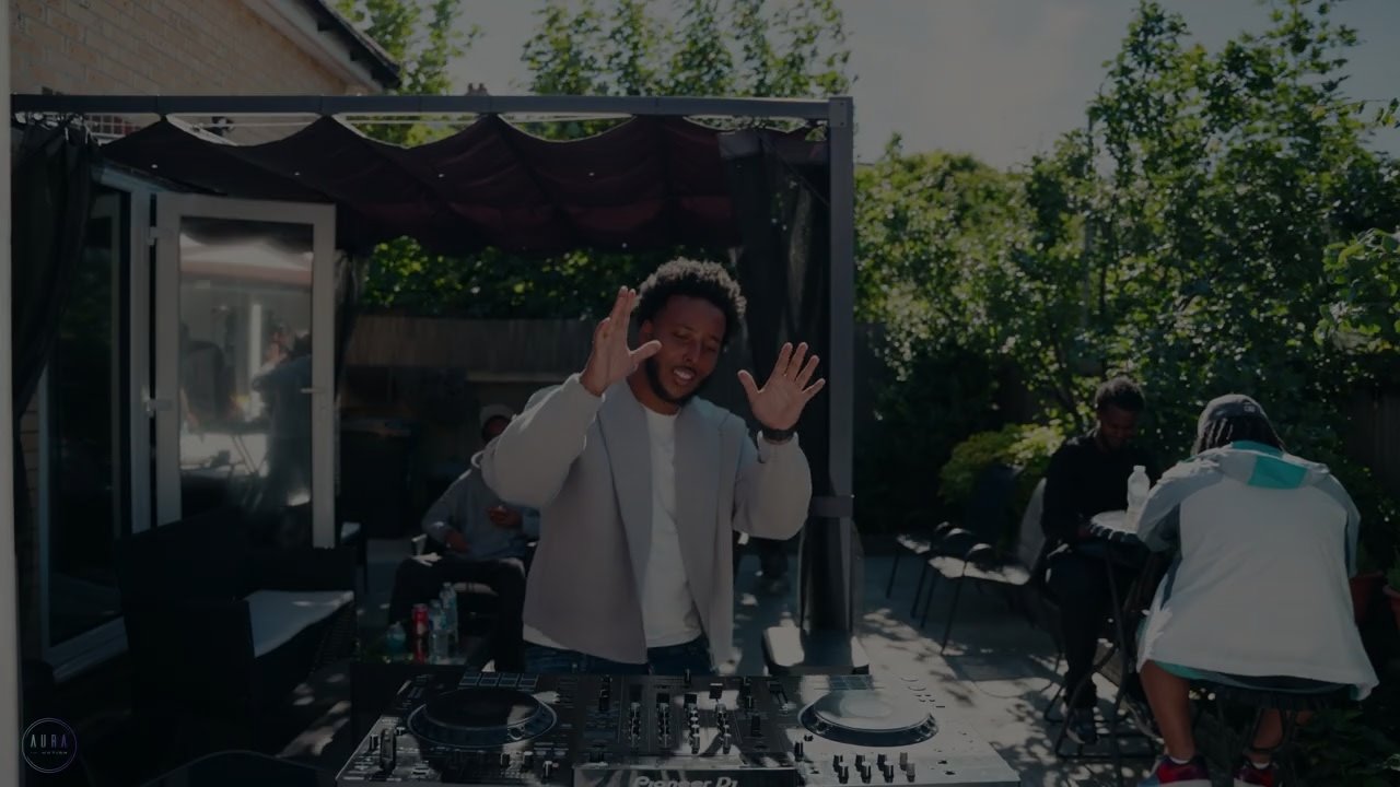 DJ Trackz - Aura In Motion