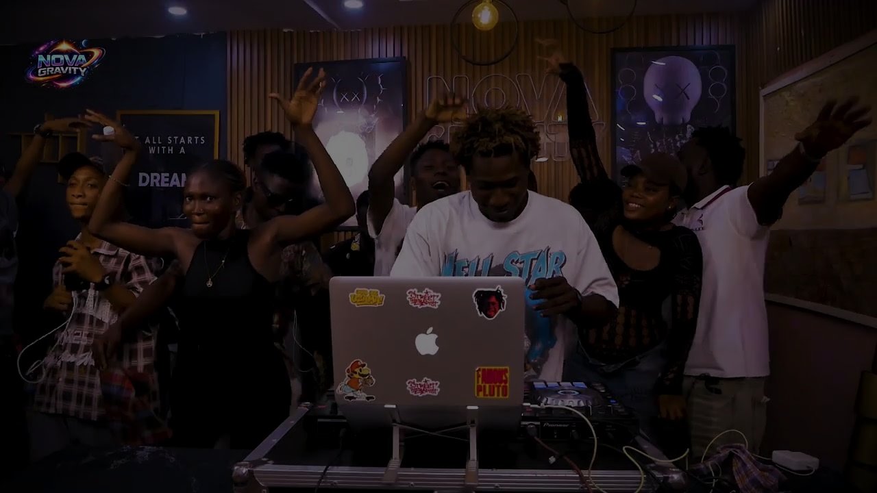 NOVA GRAVITY – Edition 0.7 DJ Zee: Call to the Street