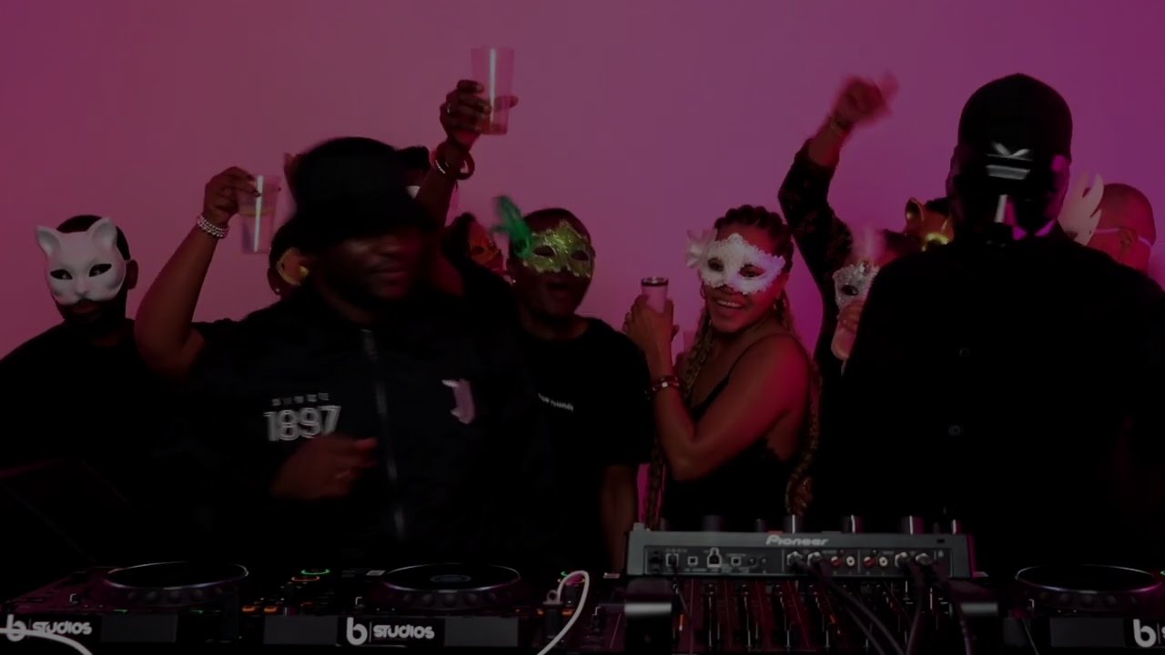 TrackiDee & Habias - The Golden Mask Society Set
