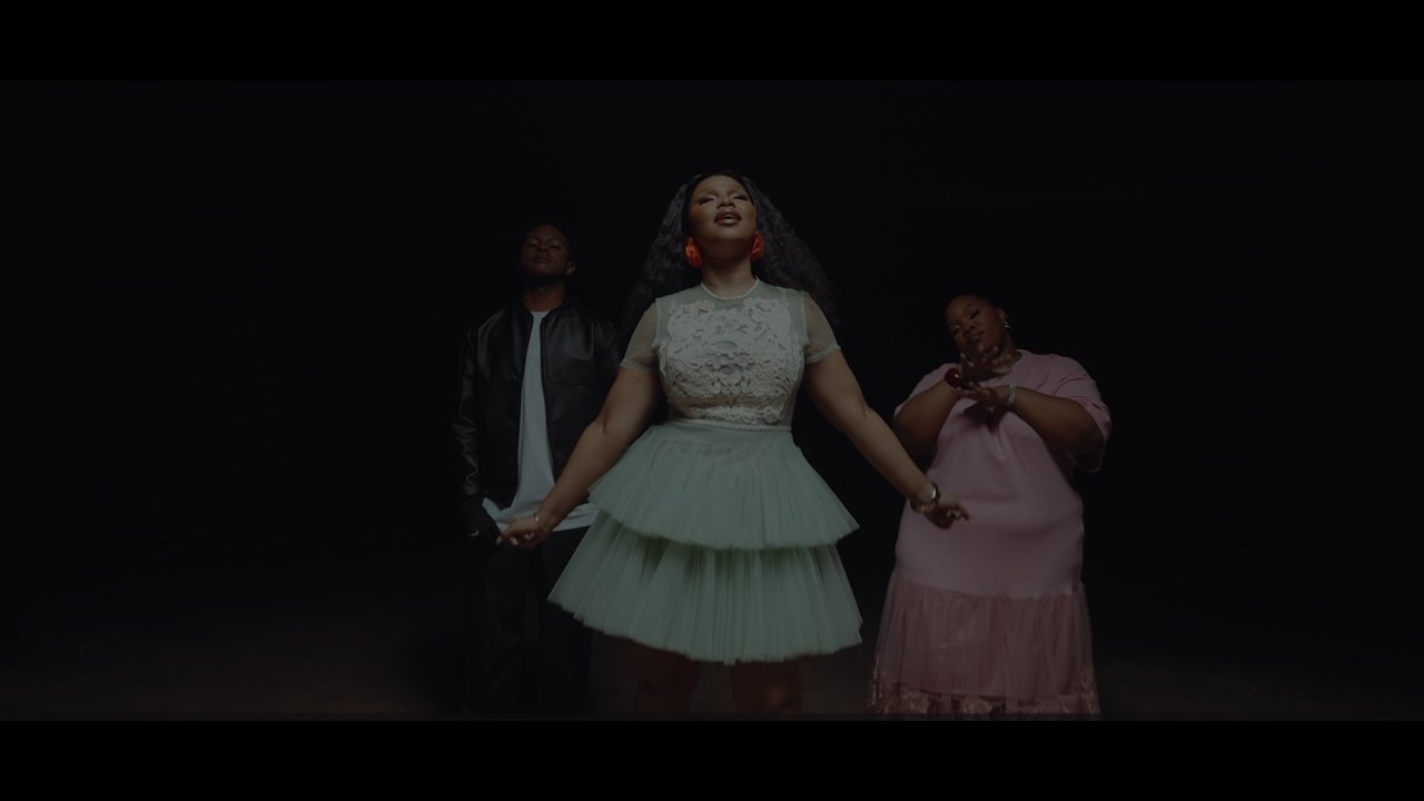 Trechyson Molly vx, Jinger Stone & MaWhoo - Botshelo Ke Eng 2.0
