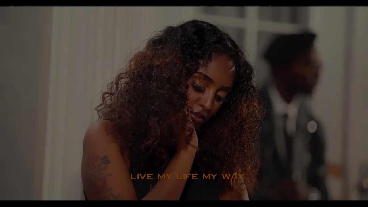 Yago Pon Dat - I Live My Life