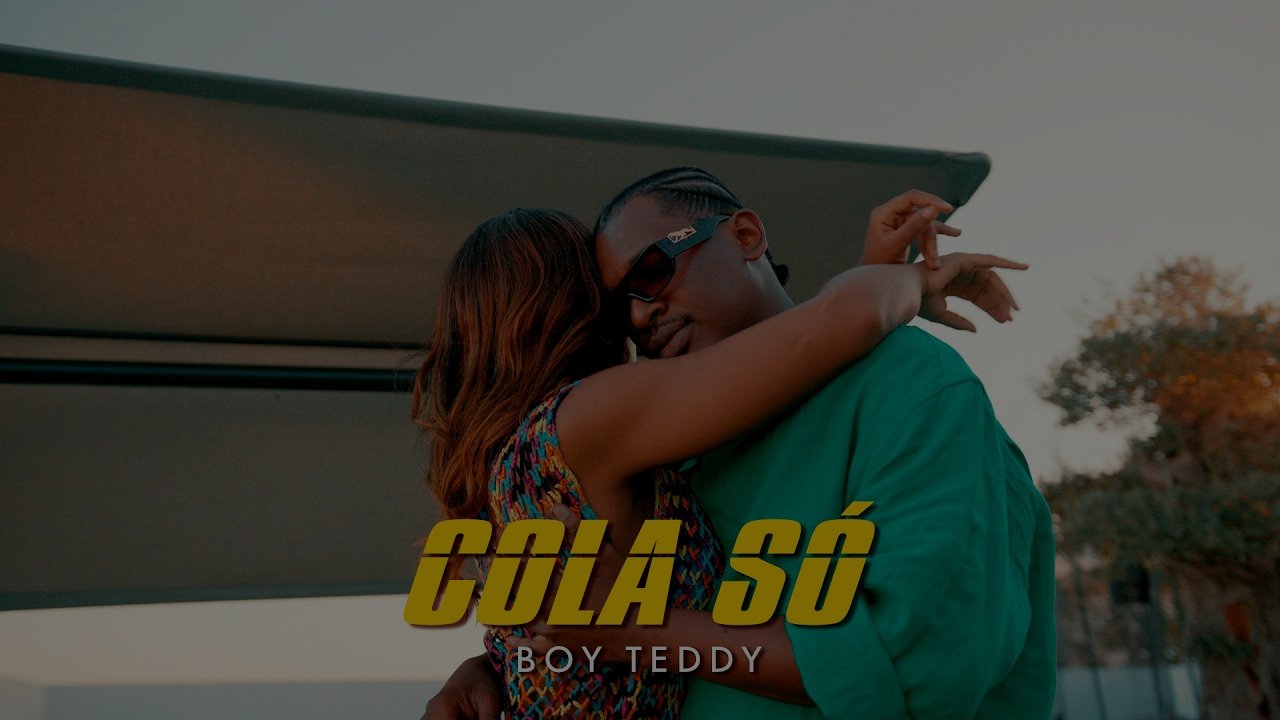 Boy Teddy - Cola Só