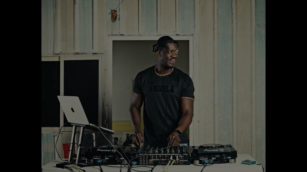 Dj Flávio Ngola - PURA VIBE PART.1 (COMERCIAL AFRO HOUSE)