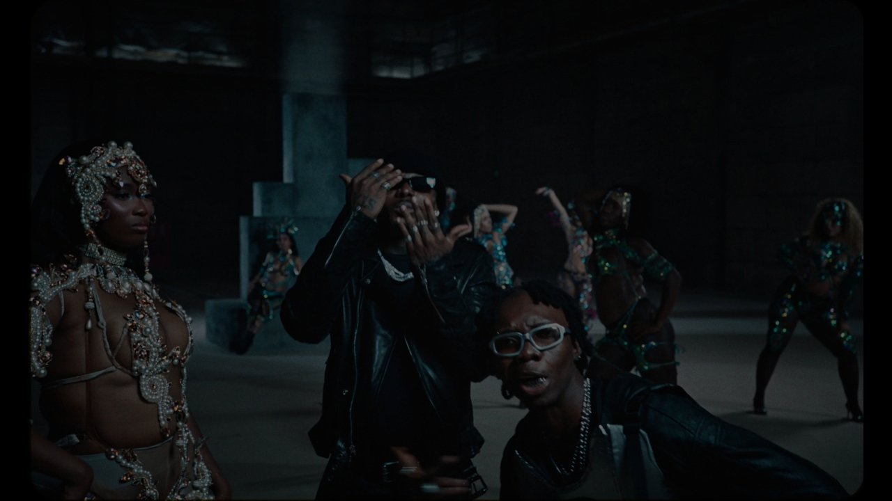 Blaqbonez - Ikebe 3000 (feat. Asake)